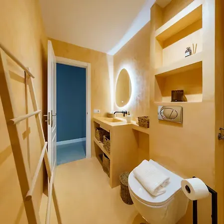 Live Victoria Dreamhouse Apartment