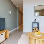 Live Victoria Dreamhouse