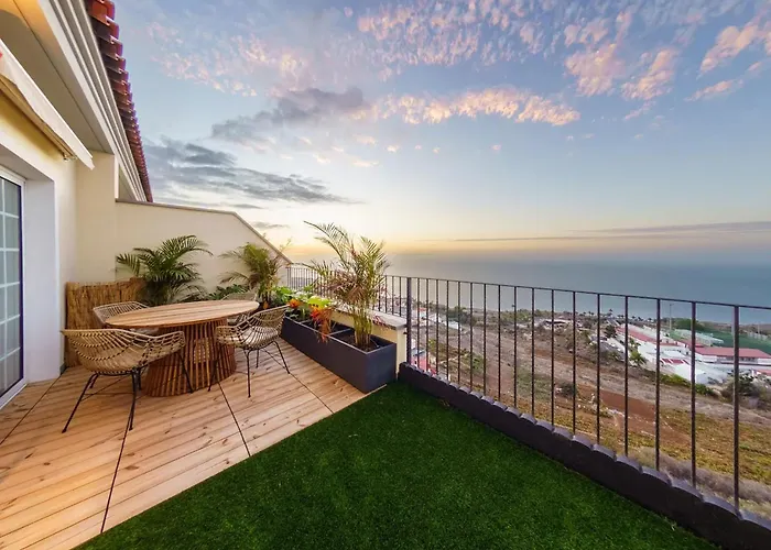 Live Victoria Dreamhouse