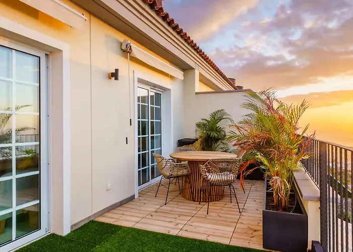 Live Victoria Dreamhouse